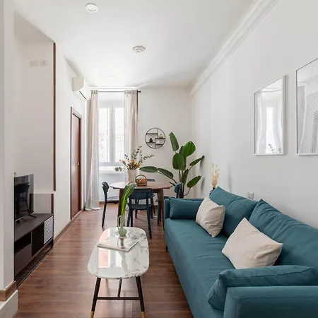 Apartment Iflat Colosseum Charming Flat